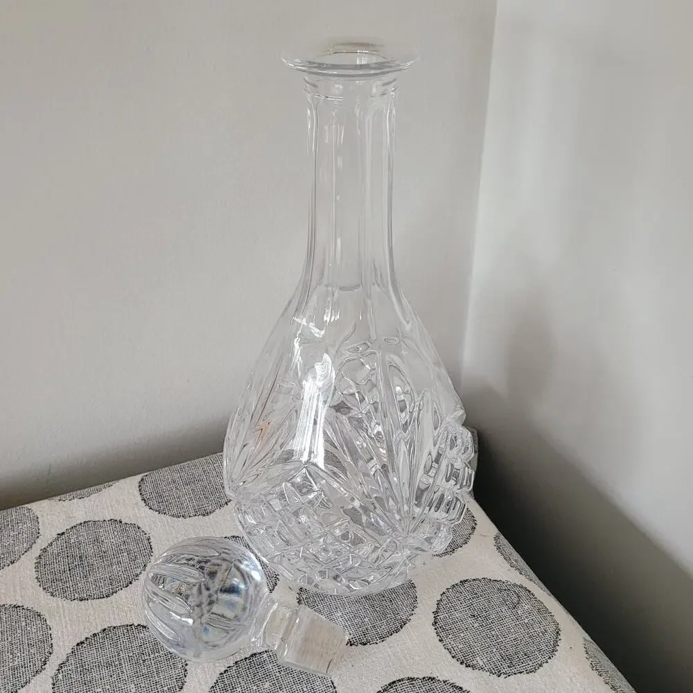Crystal Decanter with Stopper